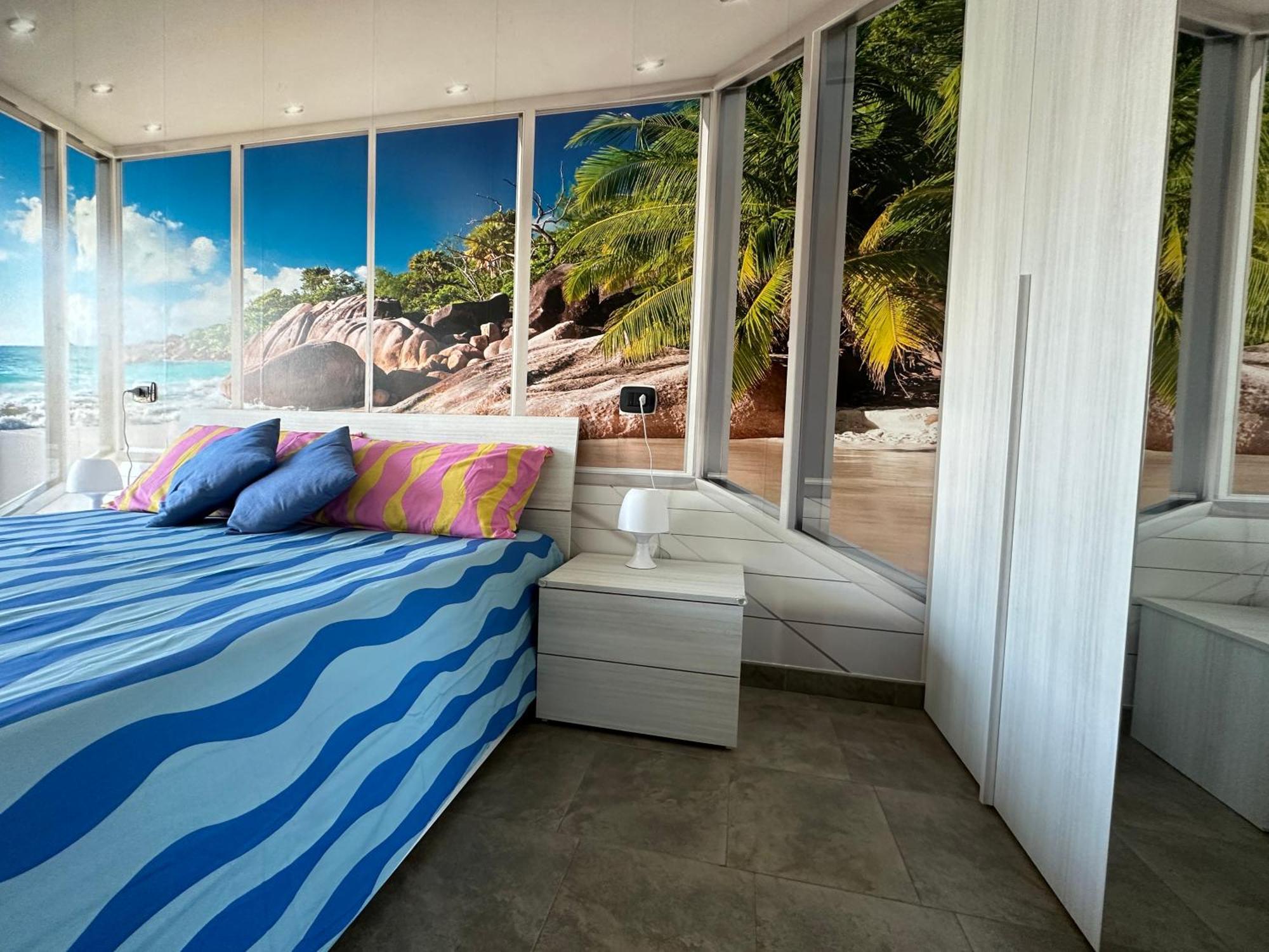 Il Gabbiano Savona "Luxury House" - Wifi, Parking, Shopping Center Apartman Kültér fotó