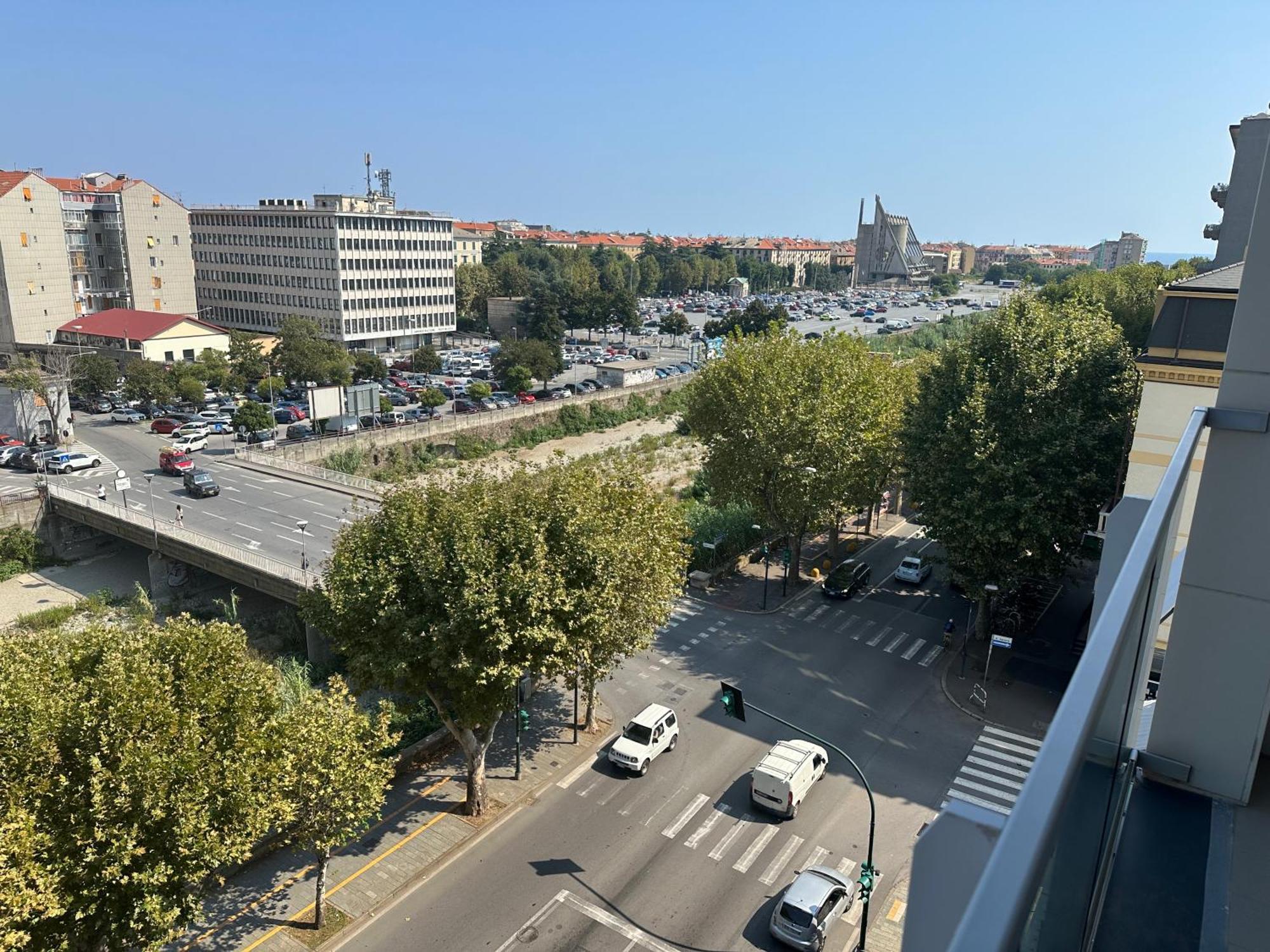 Il Gabbiano Savona "Luxury House" - Wifi, Parking, Shopping Center Apartman Kültér fotó